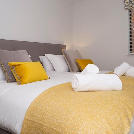 2 Putsborough - Luxury Apartment At Byron Woolacombe, Only 4 Minute Walk To Woolacombe Beach! מראה חיצוני תמונה
