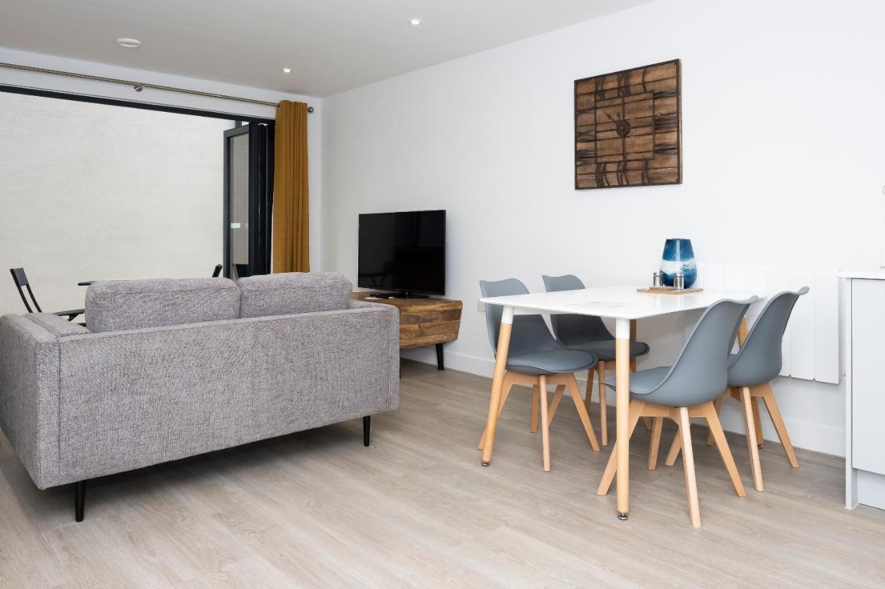 2 Putsborough - Luxury Apartment At Byron Woolacombe, Only 4 Minute Walk To Woolacombe Beach! מראה חיצוני תמונה