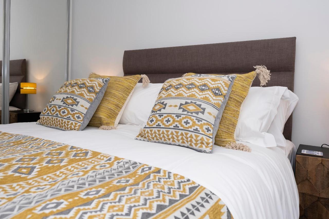 2 Putsborough - Luxury Apartment At Byron Woolacombe, Only 4 Minute Walk To Woolacombe Beach! מראה חיצוני תמונה